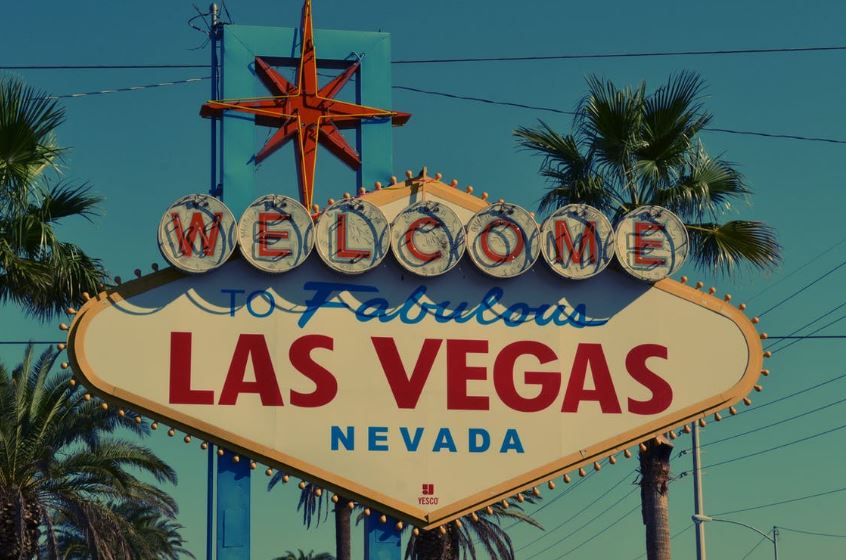 Easy Tips to Get a Cheap Marriage License in Las Vegas - Image